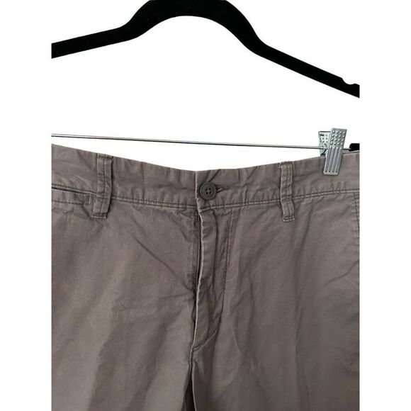 Gap Classic Khakis Men's Cargo Shorts Size 33 Gray Hiking Outdoors Summer Staple - Picture 6 of 6